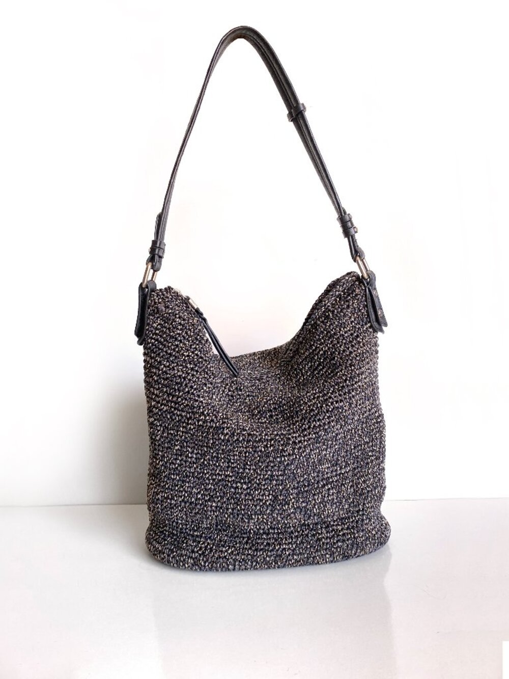 The Sak Sequoia Crochet Hobo Hand-crochet Polypropylene Yarn Bag Purse